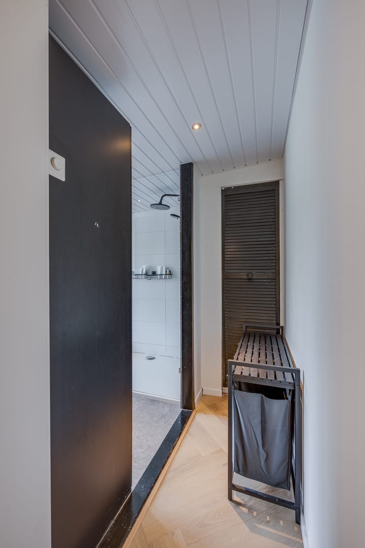 Photo 36 of Hofweg 23