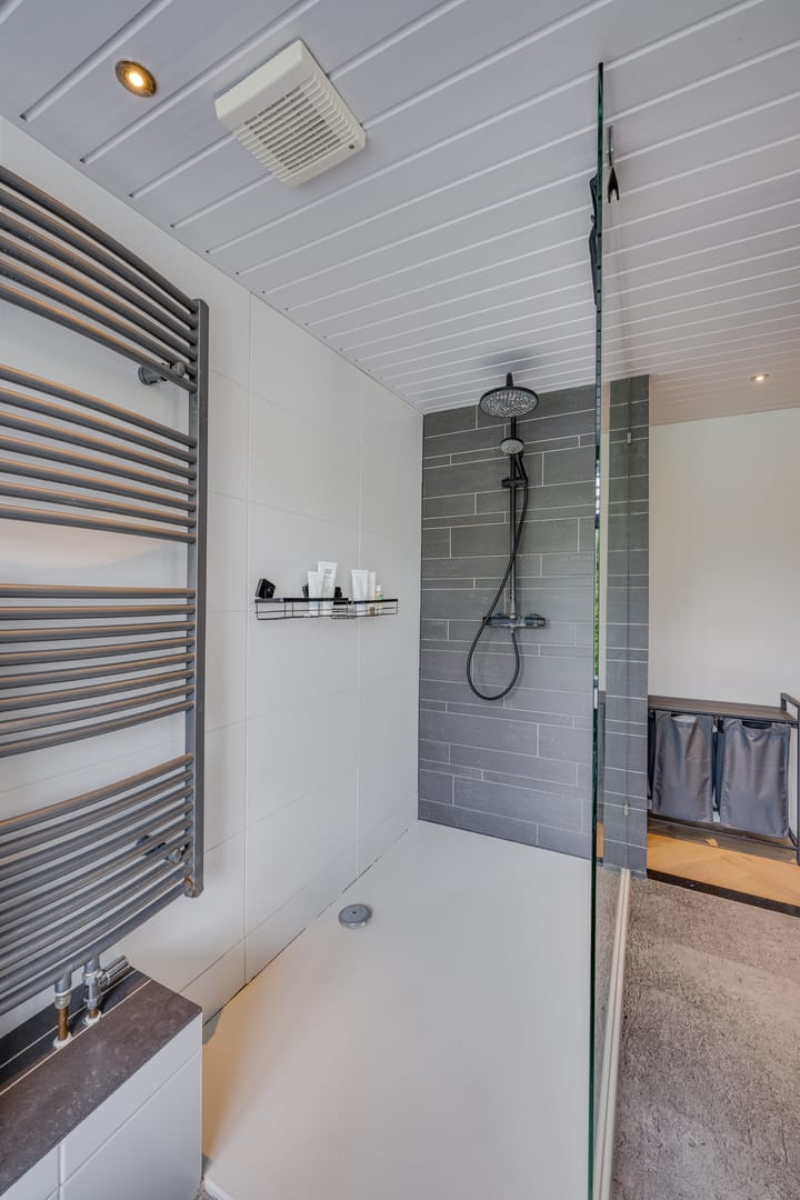 Photo 39 of Hofweg 23