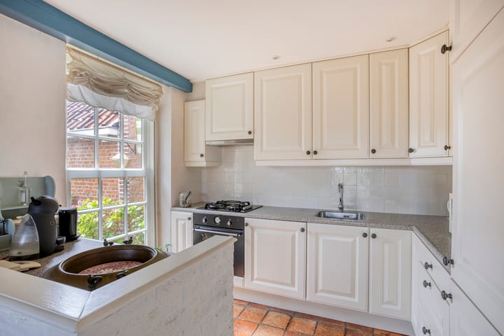 Foto 10 van Dorpsplein 4