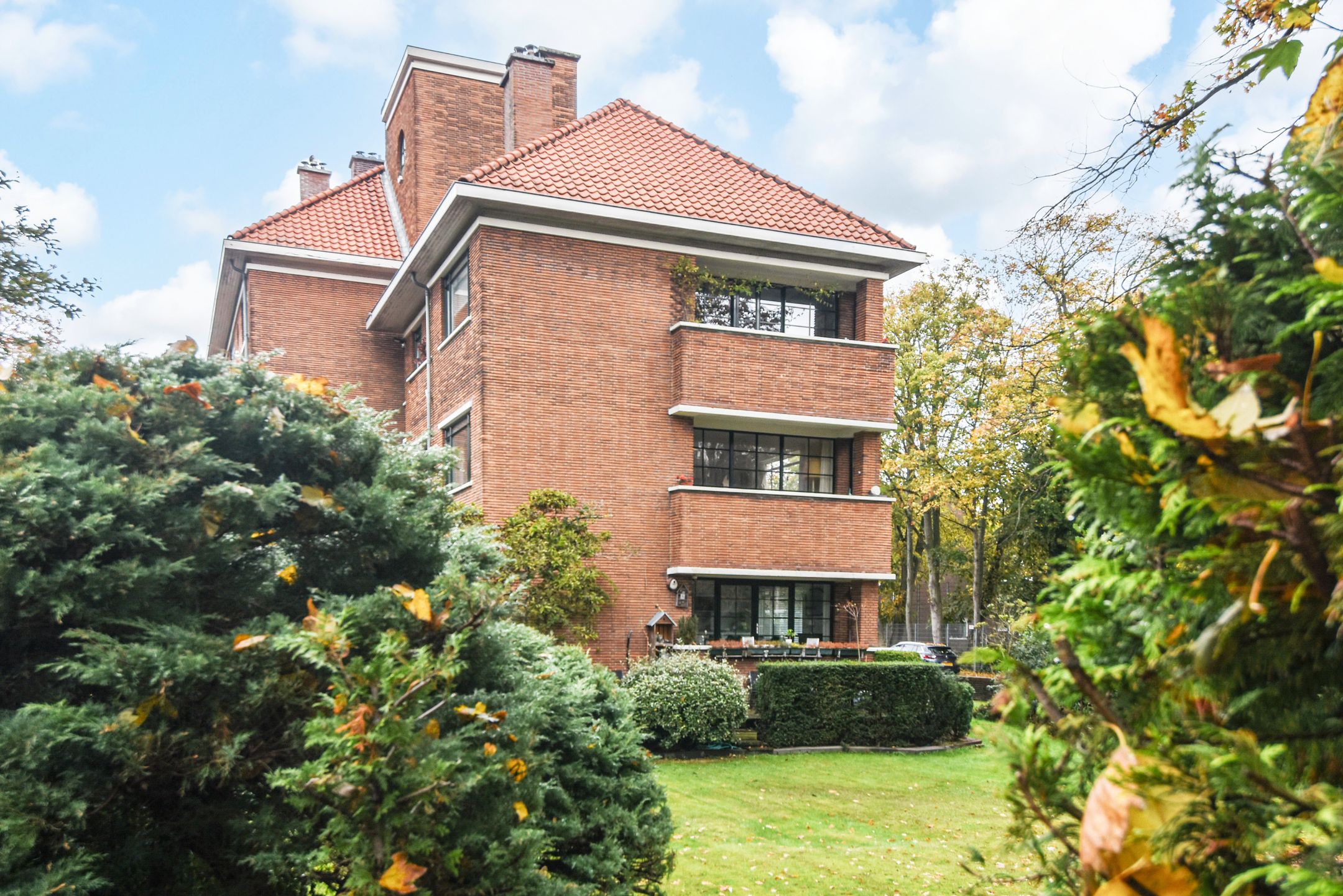 Photo 3 of Van Hogenhoucklaan 40