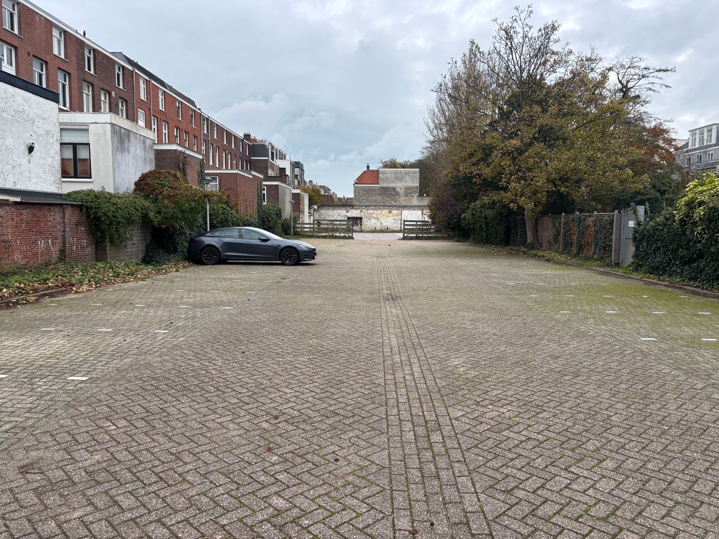 View photo 2 of Balistraat 1-A