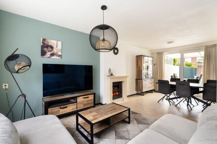 Foto 12 van Albertina Agnesstraat 8