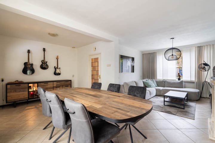 Foto 15 van Albertina Agnesstraat 8