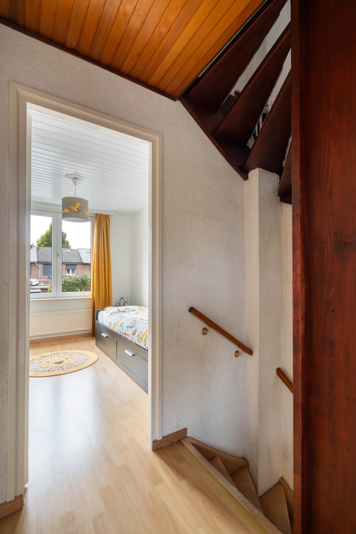 Foto 22 van Albertina Agnesstraat 8