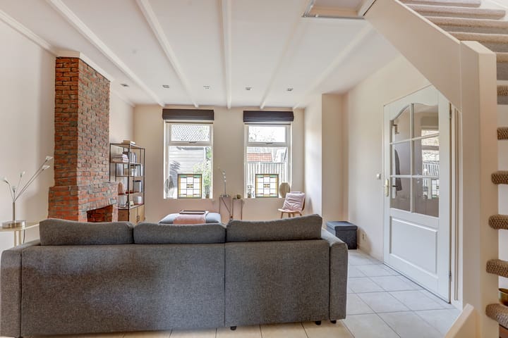 Photo 7 of Ooststraat 34