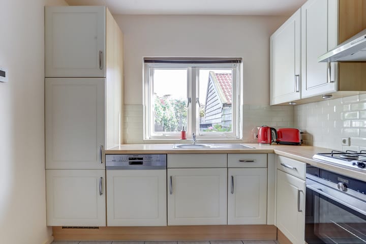 Photo 10 of Ooststraat 34