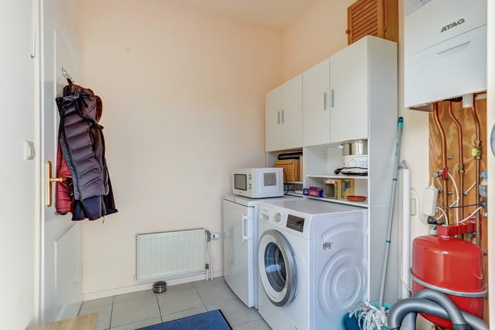 Photo 13 of Ooststraat 34