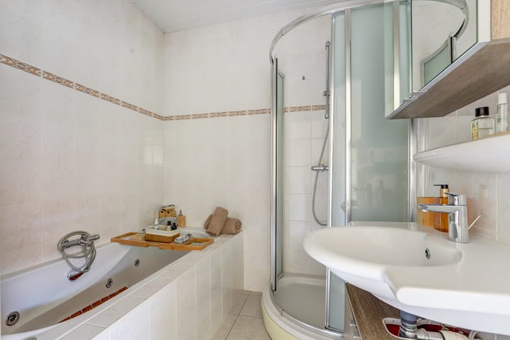 Photo 14 of Ooststraat 34