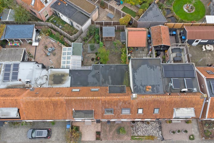 Photo 24 of Ooststraat 34