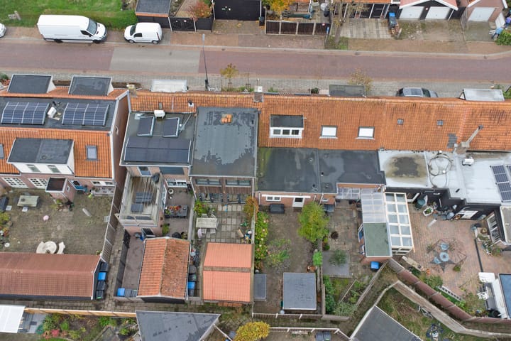 Photo 25 of Ooststraat 34