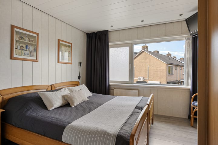 Foto 29 van Oldenzaalsestraat 381