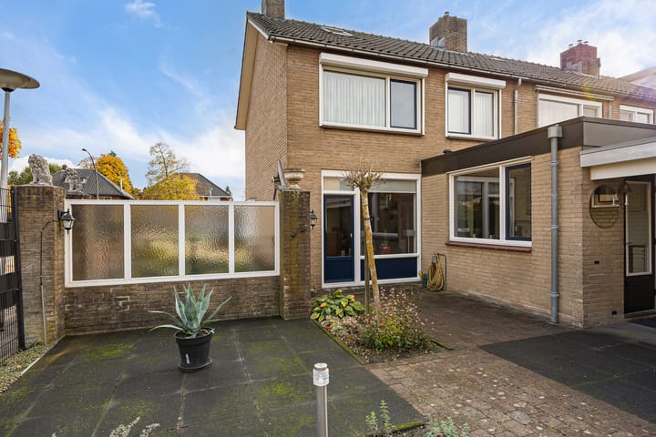 Foto 47 van Oldenzaalsestraat 381