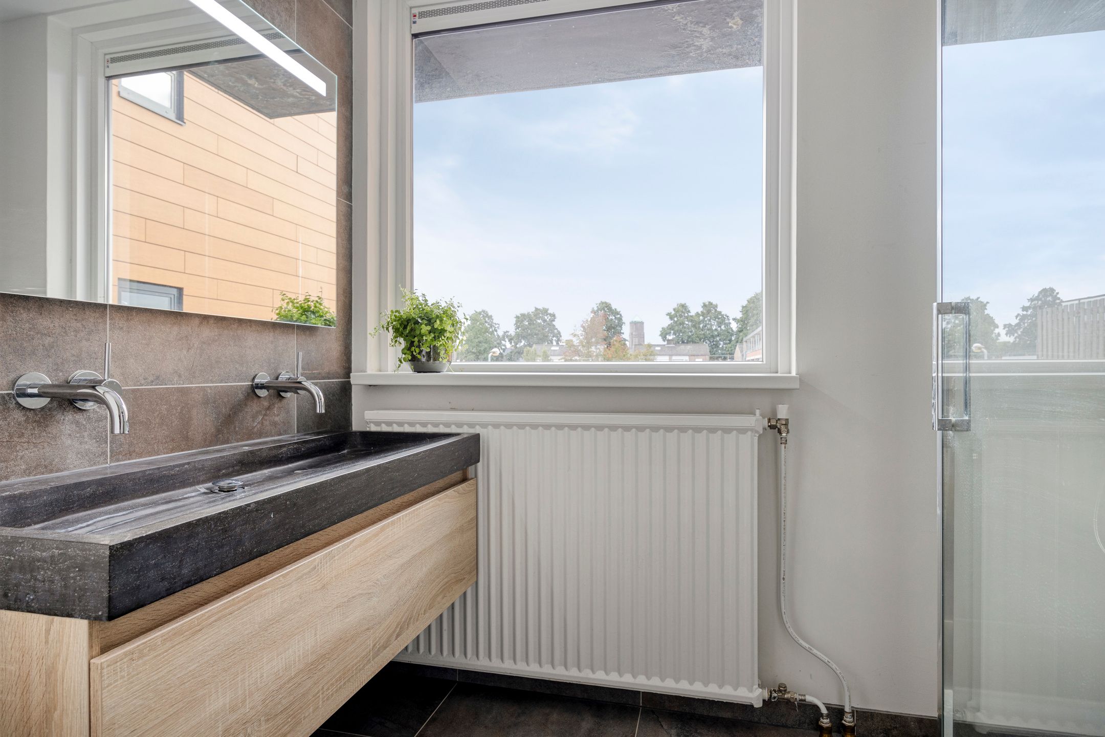 Photo 21 of Zaltbommelseweg 24