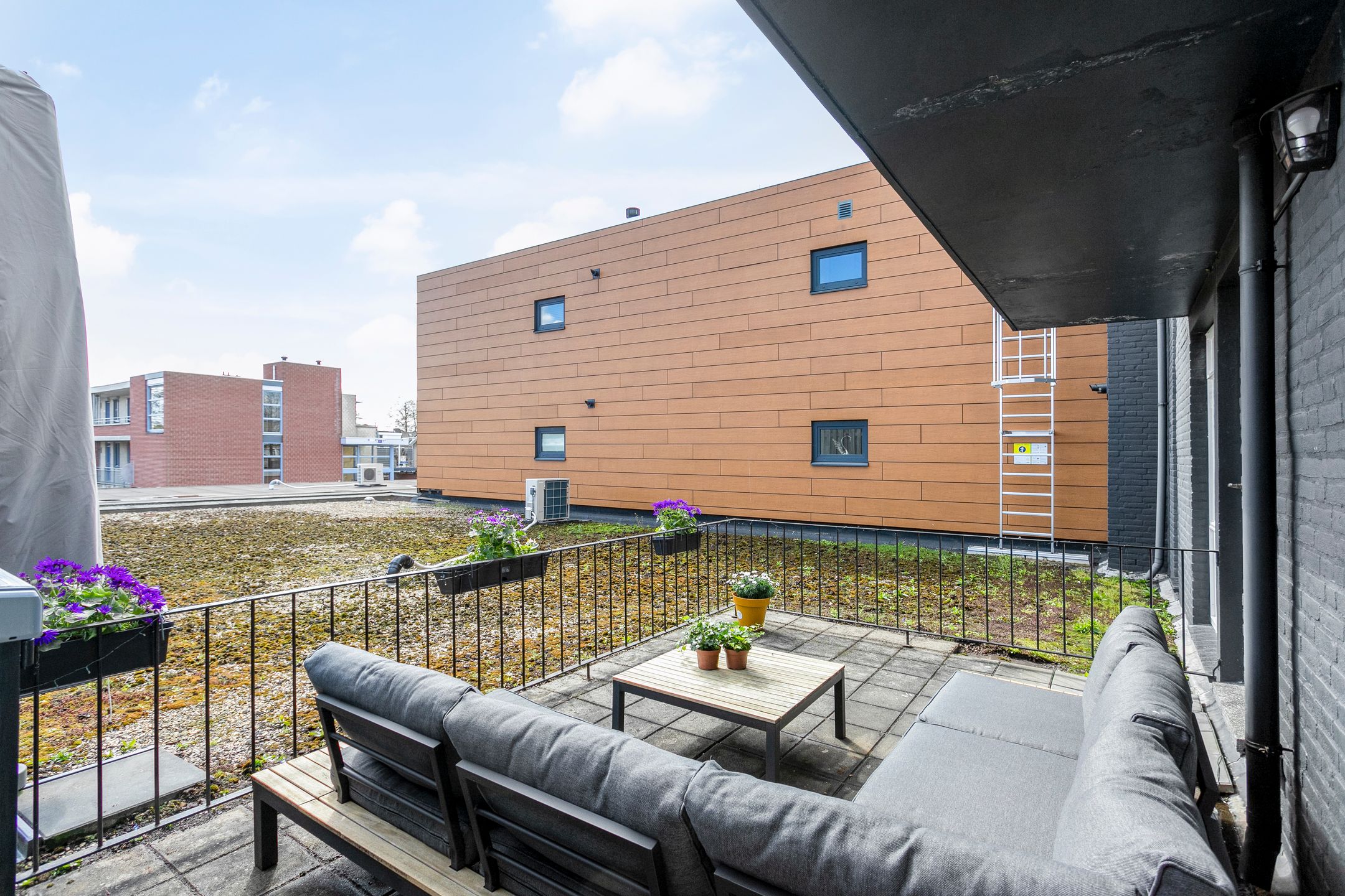 Photo 24 of Zaltbommelseweg 24