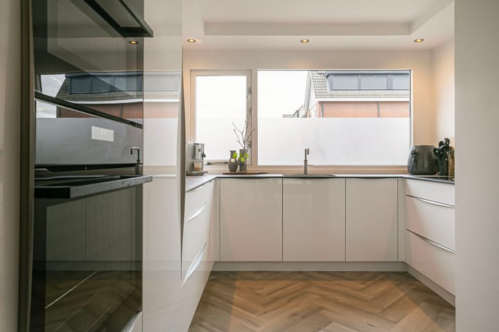 Photo 8 of Apollo 38