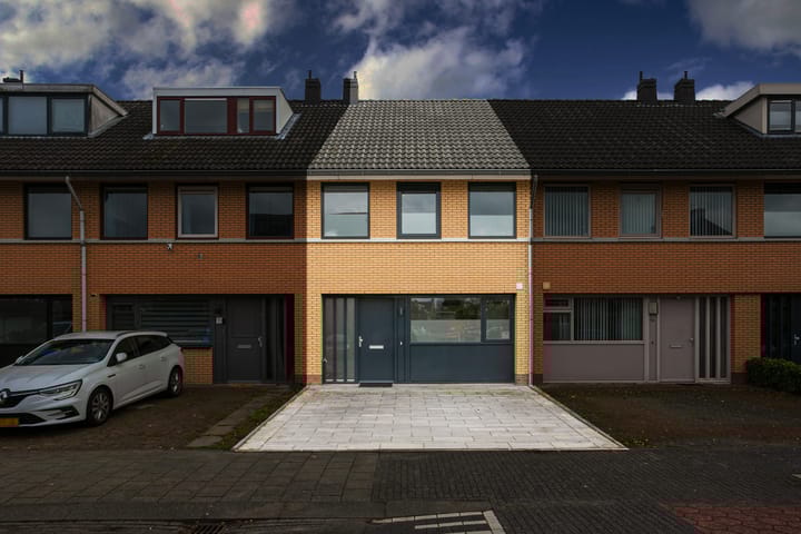 Photo 24 of Apollo 38