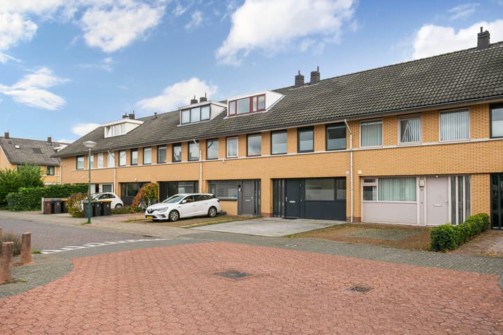 Photo 25 of Apollo 38