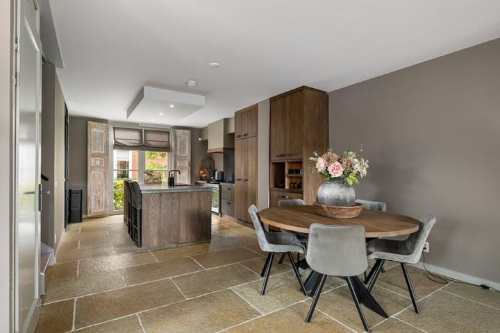 Photo 15 of Ellen Vogelstraat 23