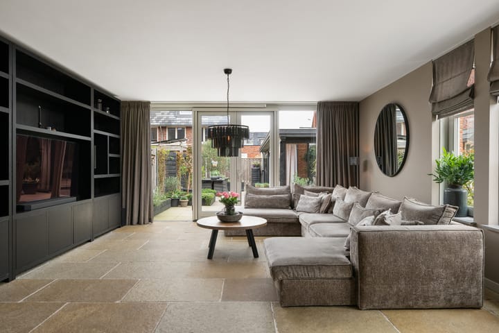 Photo 17 of Ellen Vogelstraat 23