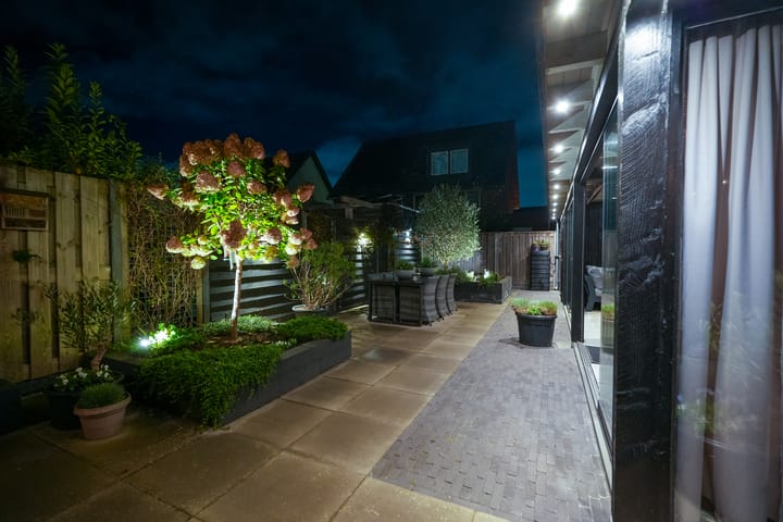 Photo 42 of Ellen Vogelstraat 23