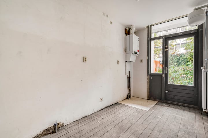 Foto 12 van Hoofdweg 144-H