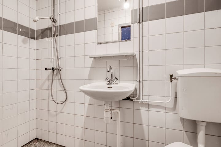 Foto 16 van Hoofdweg 144-H