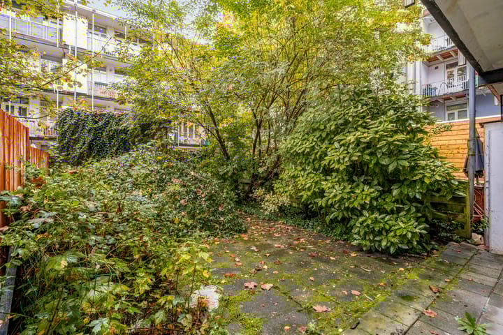 Foto 17 van Hoofdweg 144-H