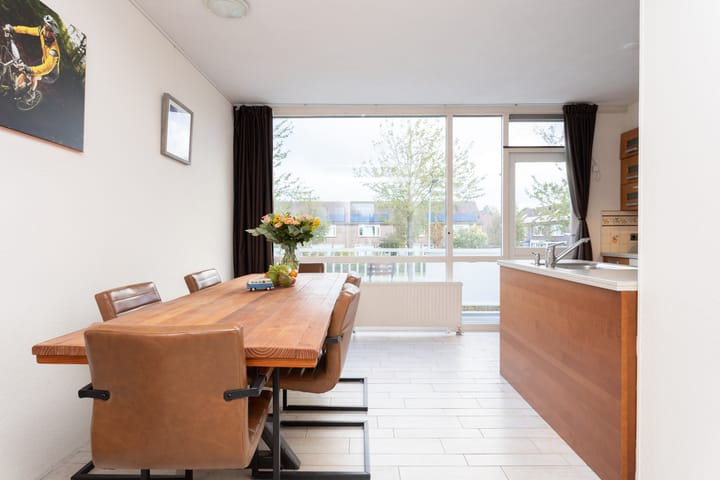 Foto 15 van Beethovenstraat 4