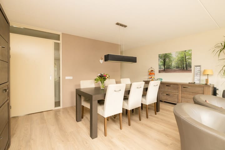 Photo 14 of Groenelaan 132