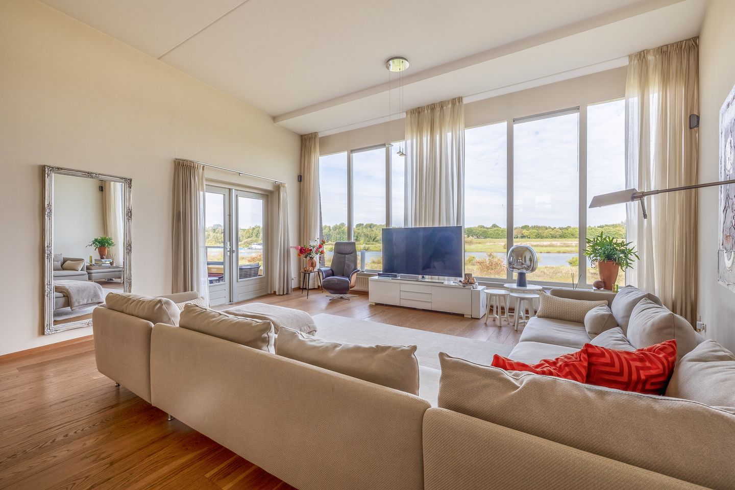 Foto 4 van Watermunt 112