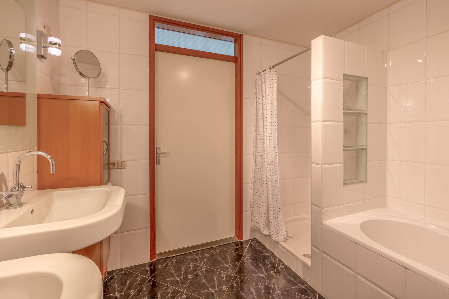 Foto 25 van Watermunt 112