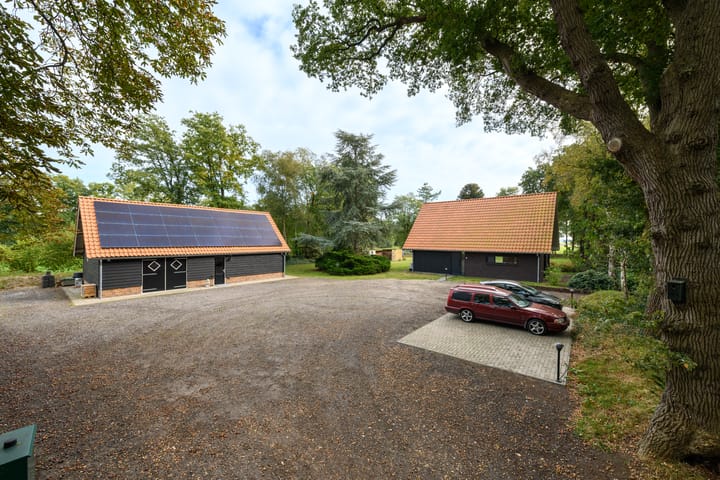 Photo 4 of Buitenweg 34