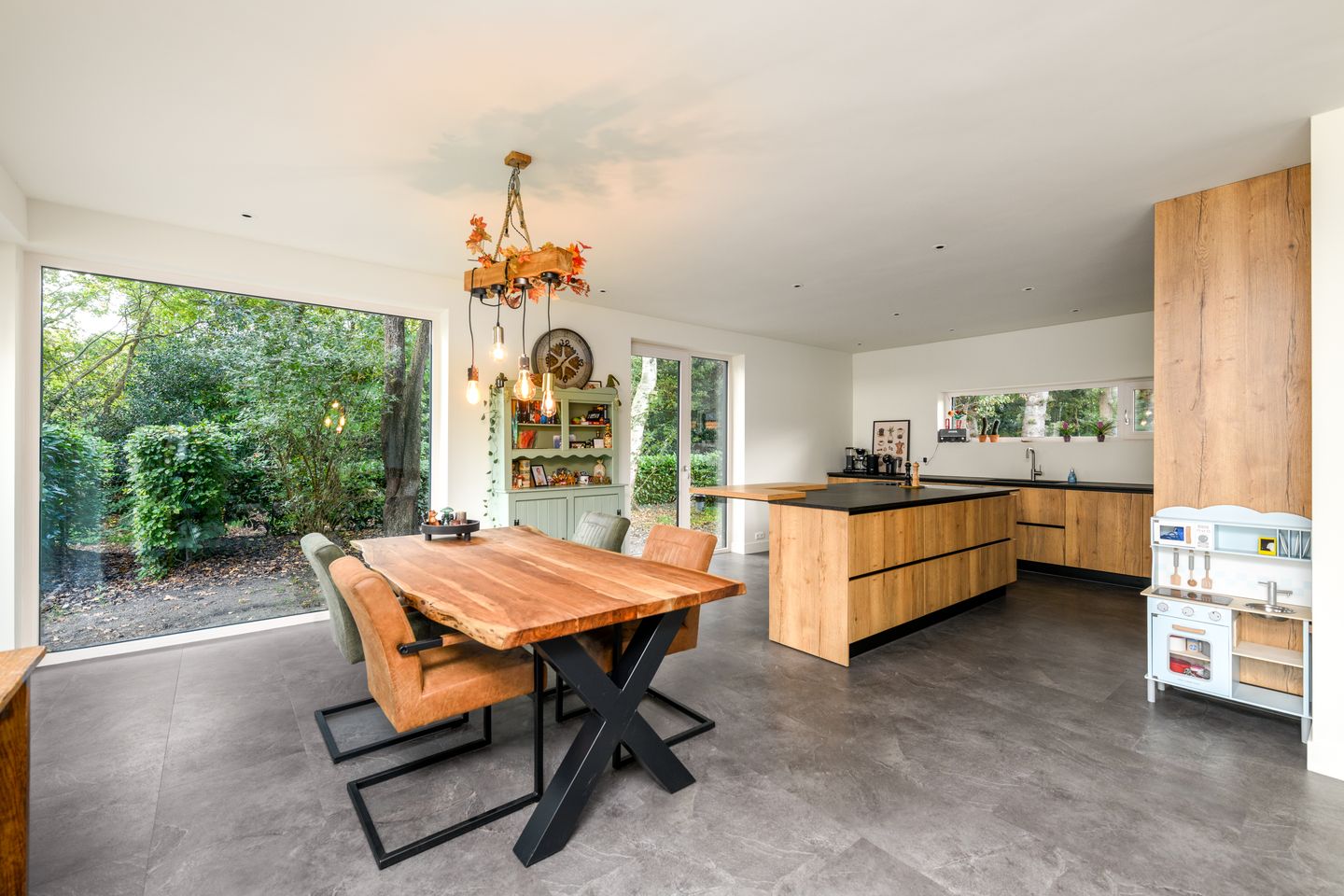 Photo 10 of Buitenweg 34