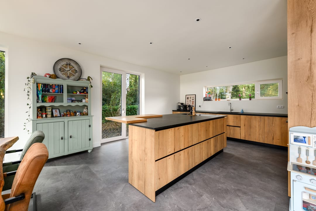 Photo 13 of Buitenweg 34