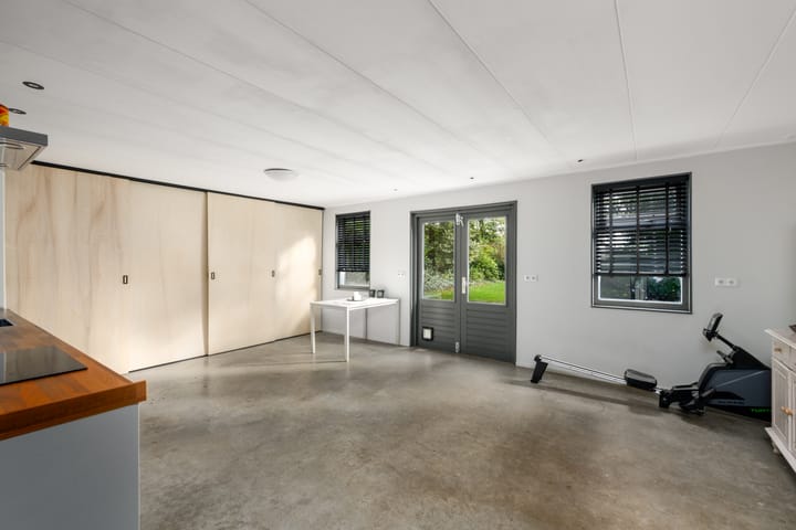 Photo 36 of Buitenweg 34