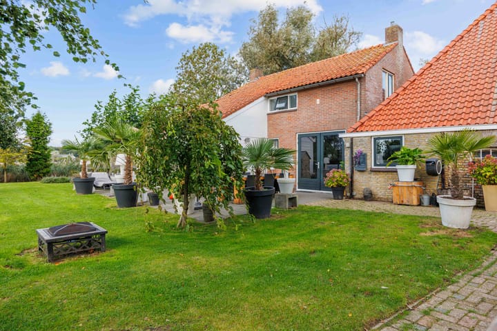 Photo 32 of Zweinserweg 7