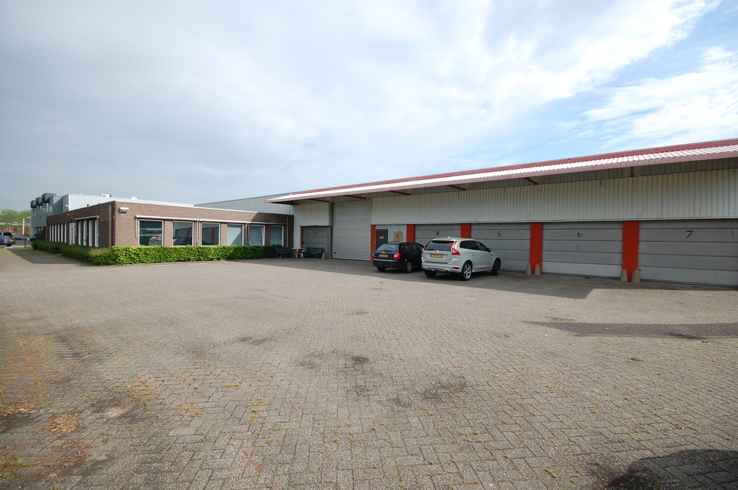 Bekijk foto 4 van Simon de Cockstraat 18