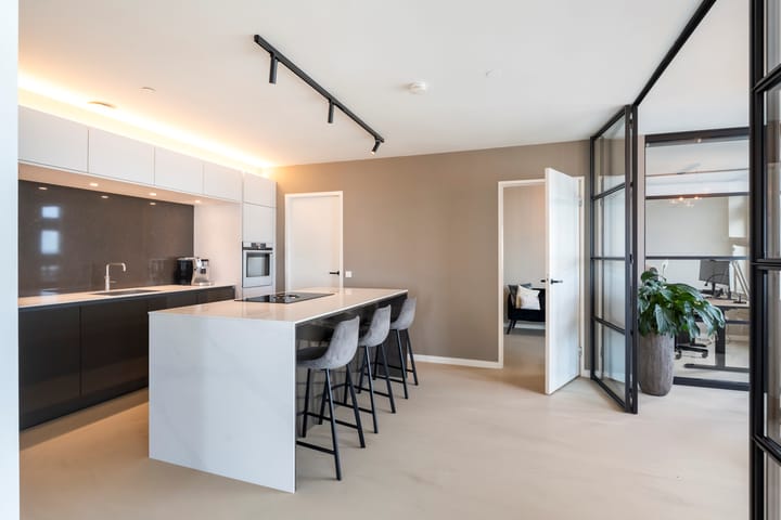 Foto 8 van Landverhuizersplein 110