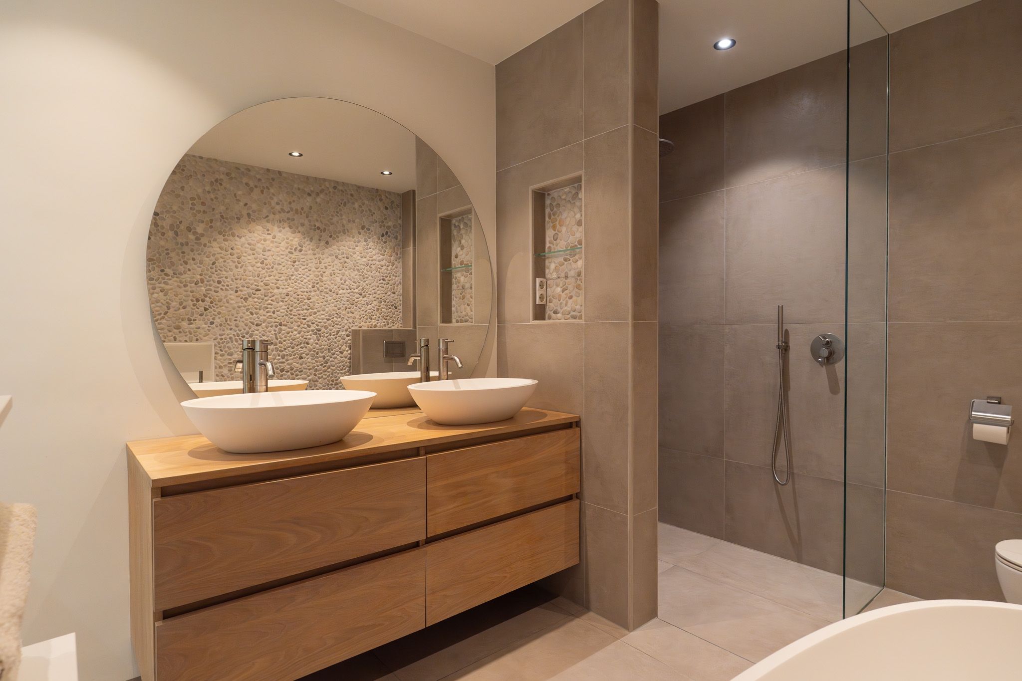 Foto 15 van Landverhuizersplein 110