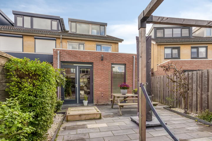 Photo 15 of Hertshoornvaren 24