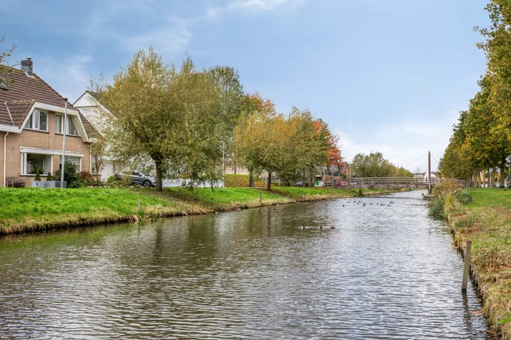 Photo 34 of Hertshoornvaren 24