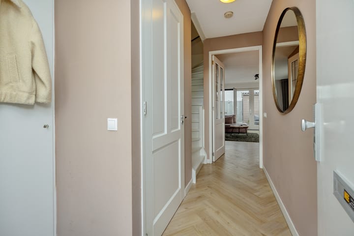 Foto 6 van Hélène Swarthstraat 7