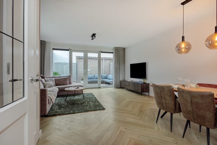 Foto 10 van Hélène Swarthstraat 7