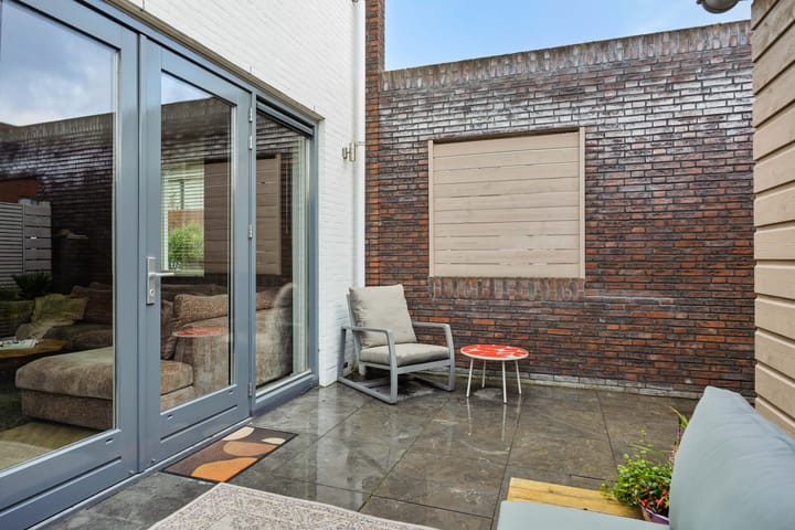 Foto 37 van Hélène Swarthstraat 7