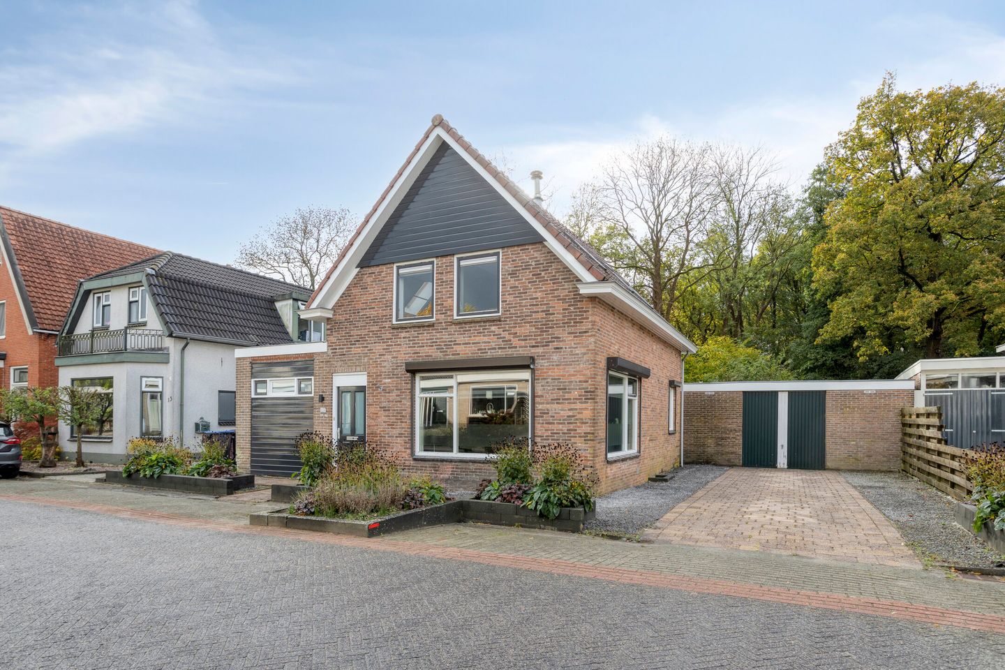 Photo 1 of Weemeweg 15