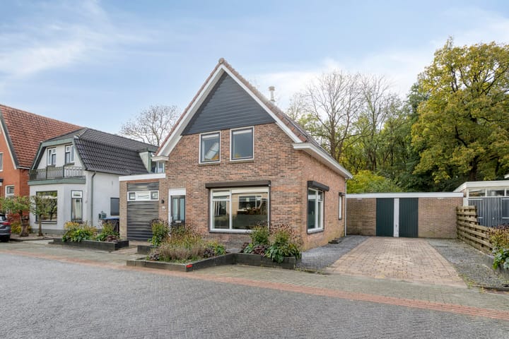 Photo 1 of Weemeweg 15