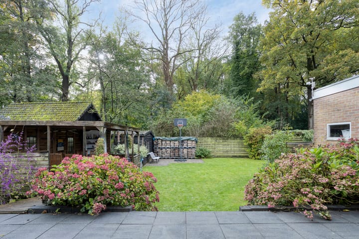 Photo 4 of Weemeweg 15