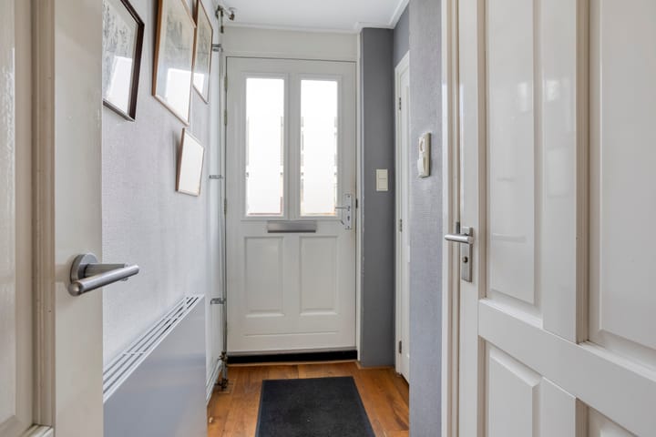 Photo 5 of Weemeweg 15