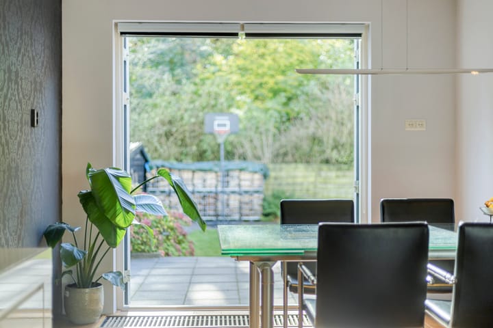 Photo 13 of Weemeweg 15