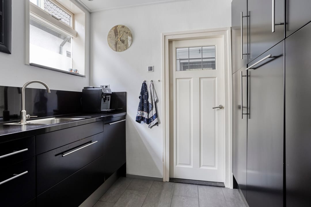 Foto 16 van Weemeweg 15